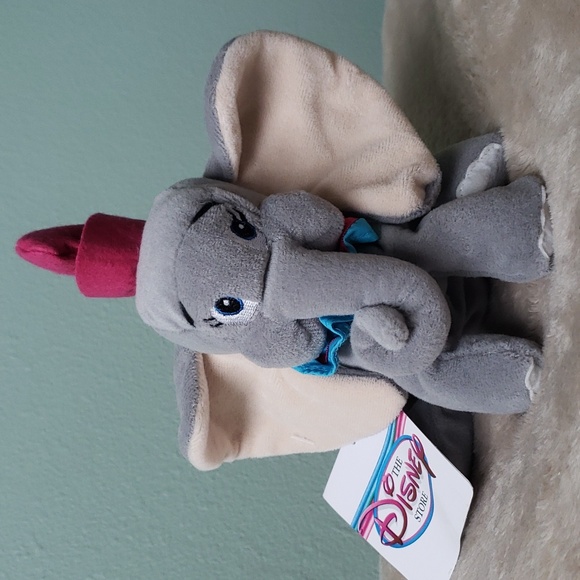 Dumbo Mini Bean Bag 8" ~Disney Cartoon Movie Character, NWT - Picture 1 of 11